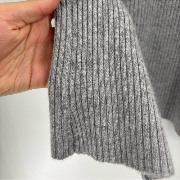 Madeleine Thompson Gray Ribbed Cashmere Sweater Medium Slit Hem Pullover small - Picture 11 of 16